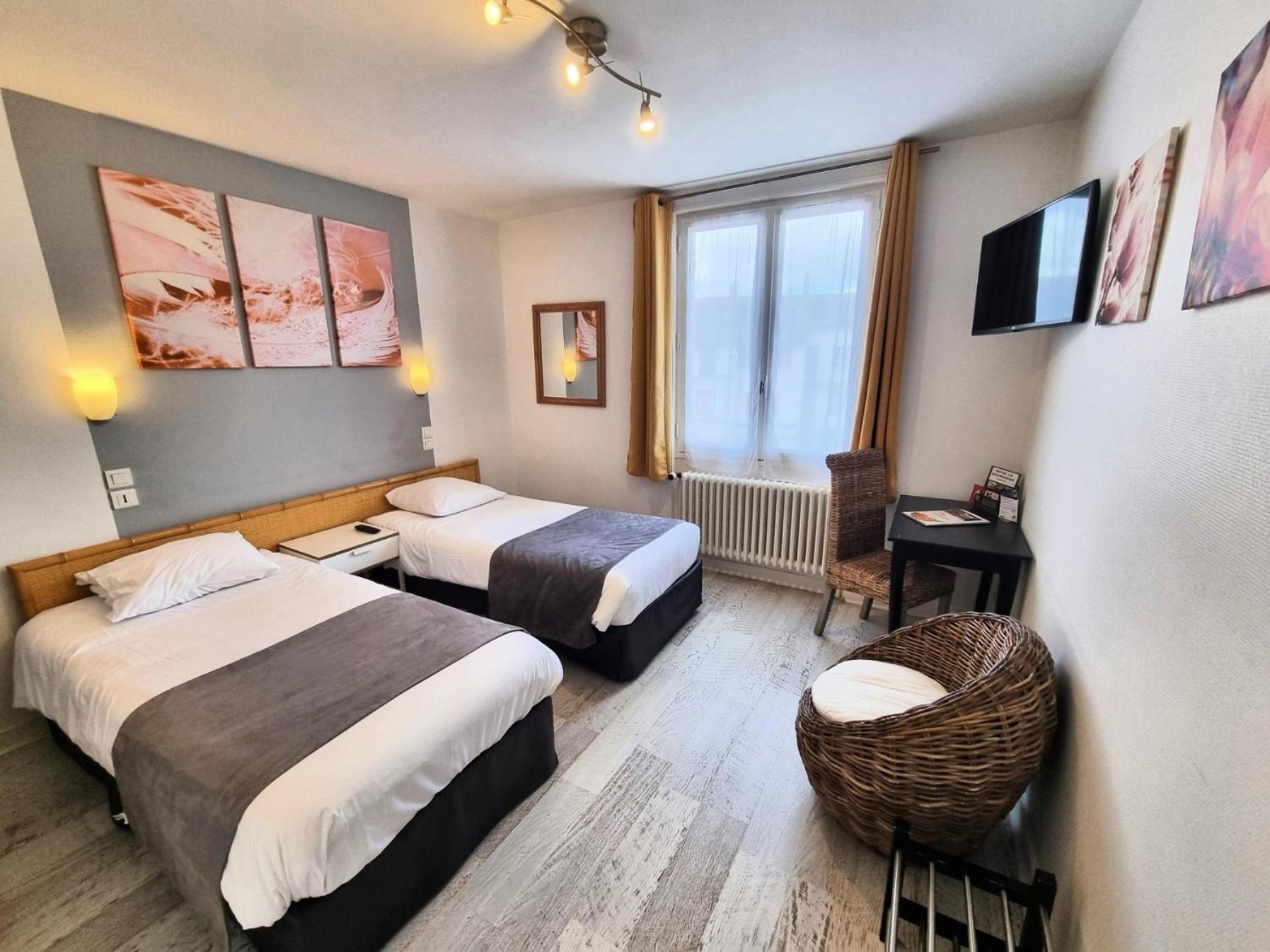 Hotel Le Bourgogne Cuiseaux エクステリア 写真